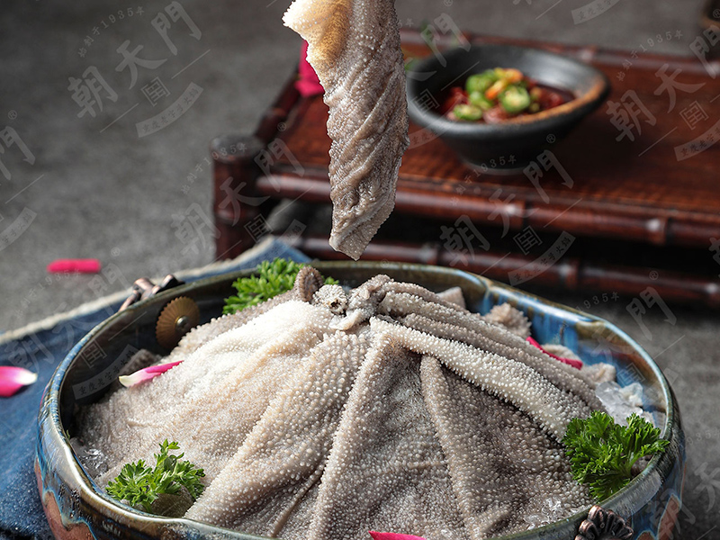 火鍋店服務(wù)員該如何引導(dǎo)顧客點菜？