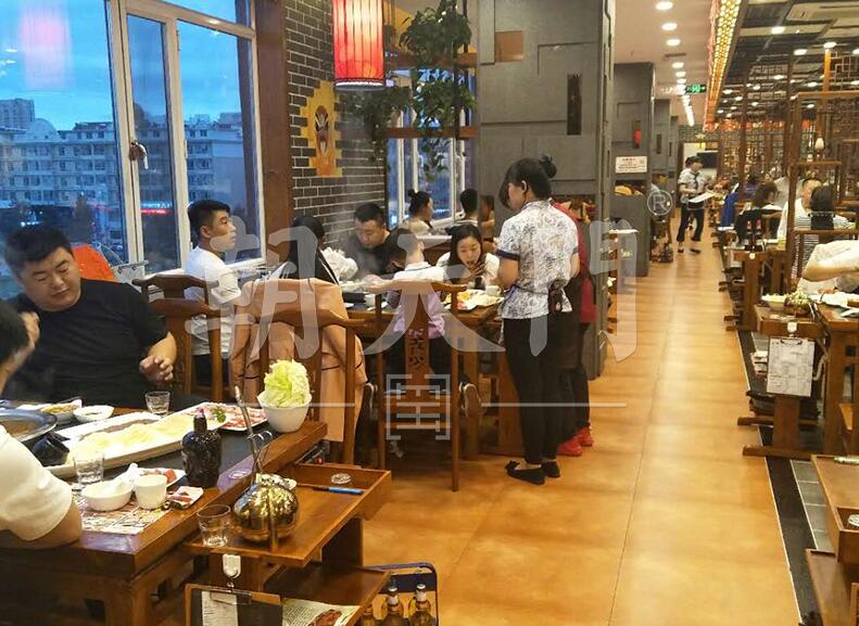 一次性油老火鍋加盟，選對(duì)品牌很關(guān)鍵！