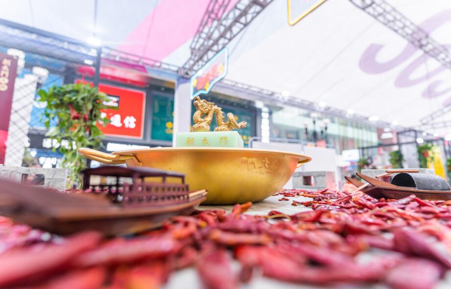 火鍋的特色菜品有哪些？這些必吃菜品不容錯(cuò)過